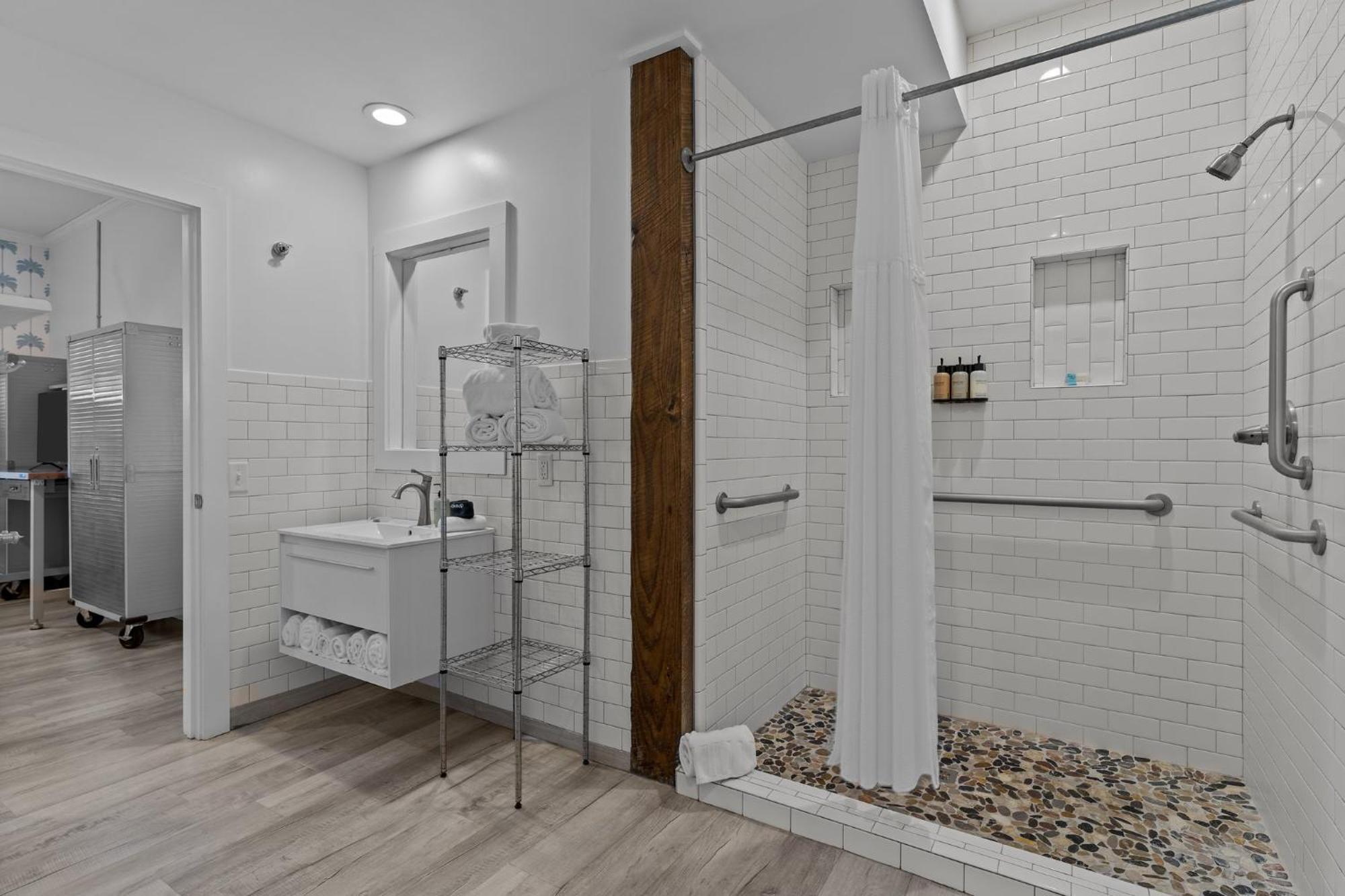 Guest House Topsail Топсейл Бийч Екстериор снимка